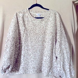 Time and Tru animal print sweatshirt size XL